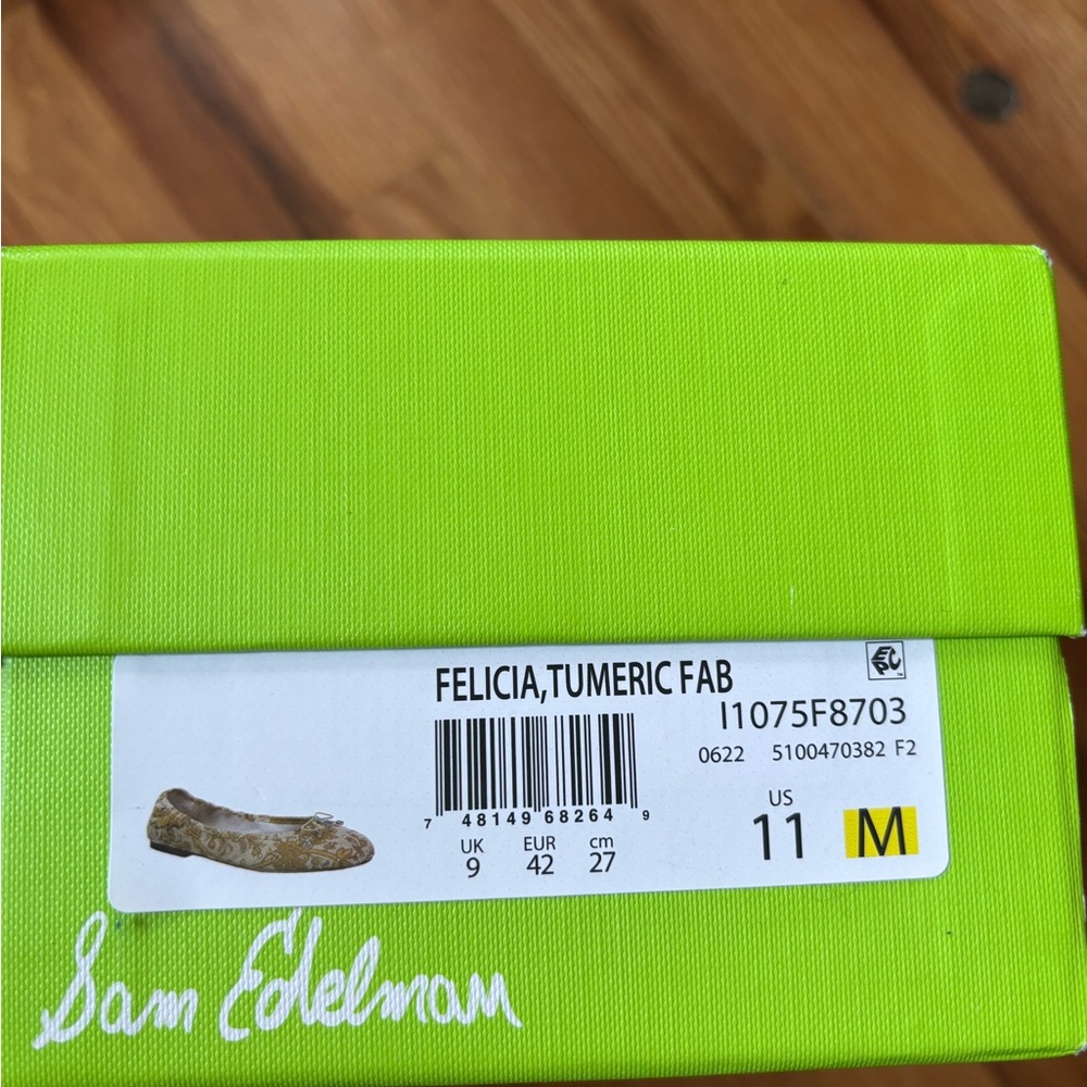 NIB Sam Edelman flats. Size 11. These fit more like a 10 in my opinion.